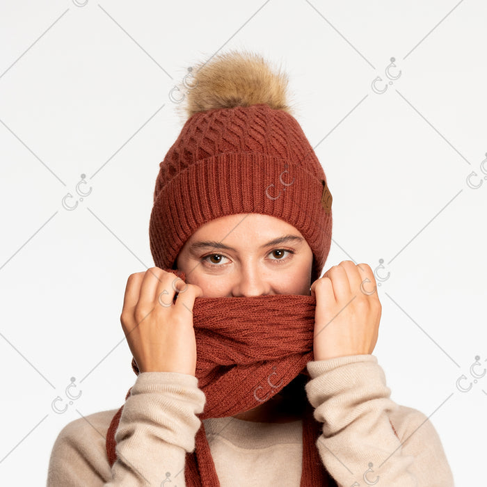 HAT-2079