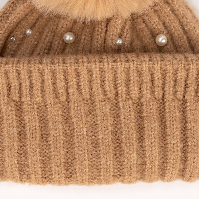 HAT-4008